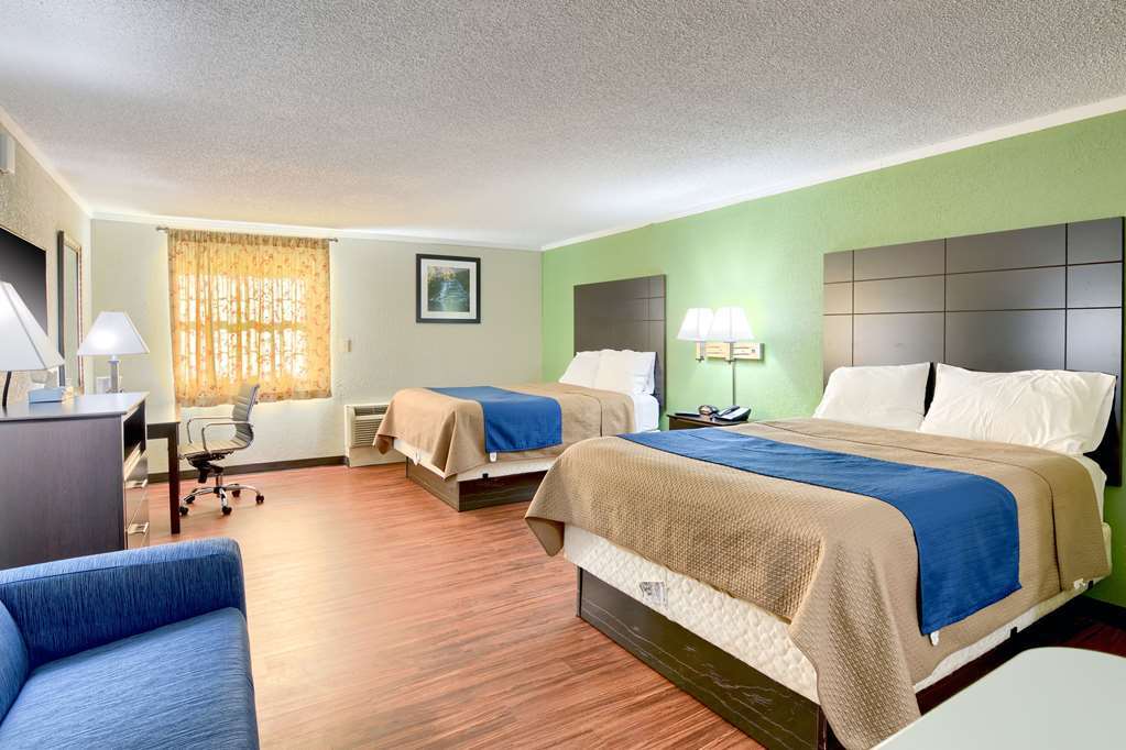 Rodeway Inn And Suites Ithaca Zimmer foto