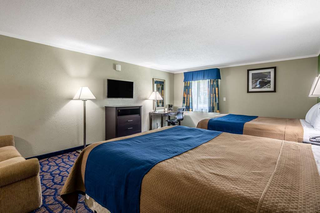 Rodeway Inn And Suites Ithaca Zimmer foto
